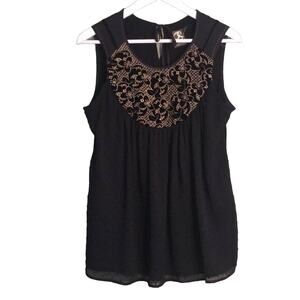 Anthropologie One September sleeveless embroidered yoke blo…